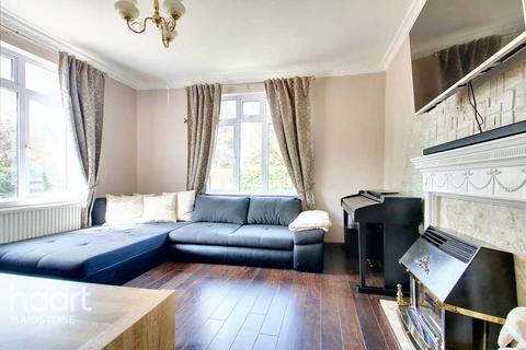 Chatham Road, Maidstone 4 bed detached house for sale