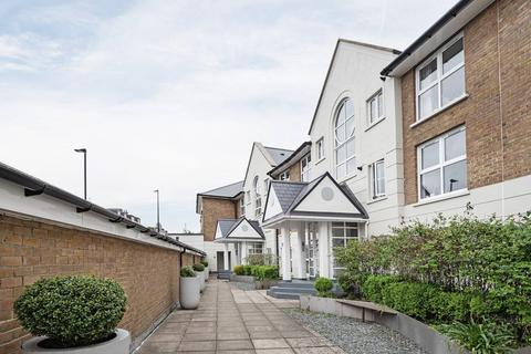 London Terrace, Hackney Road, Bethnal... 2 bed flat for sale
