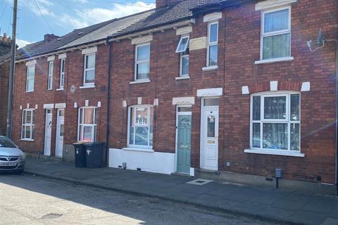 Salisbury Street, Bedford 3 bed terraced house for sale