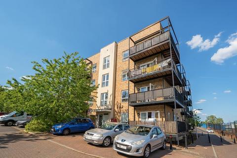 Reading,  Berkshire,  RG30 2 bed block of apartments for sale