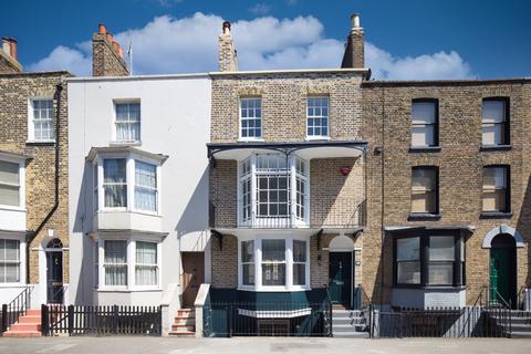 Plains of Waterloo, Ramsgate, Kent, CT11 3 bed terraced house for sale