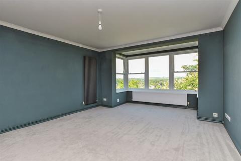 Highcroft Villas, Brighton, East Sussex 2 bed flat for sale