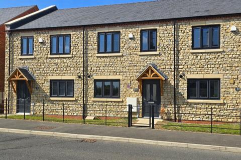High Street, Flore, Northamptonshire... 3 bed terraced house for sale