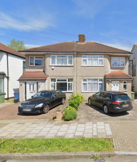 Uppingham Avenue, Stanmore, HA7 3 bed semi