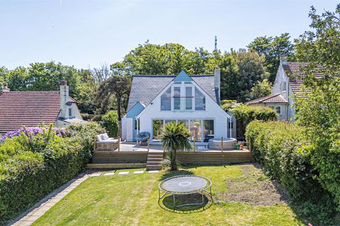 Winchelsea Lane, Hastings 4 bed detached house for sale