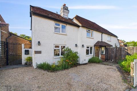Horsham Road, Pease Pottage 3 bed semi