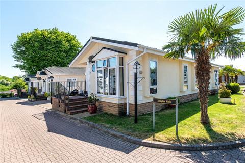 Abbotts Way, Pilgrims Retreat... 2 bed bungalow for sale