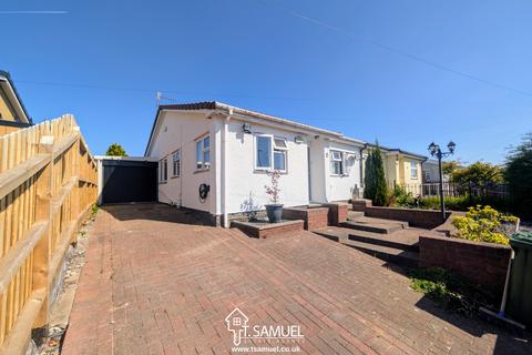 3 bedroom semi-detached bungalow for sale