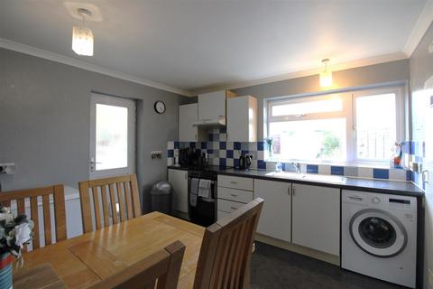 Purdy Road, Newport PO30 2 bed house for sale