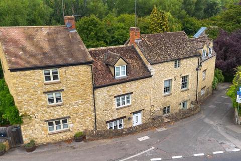 Oxford Street, Woodstock, OX20 3 bed cottage for sale