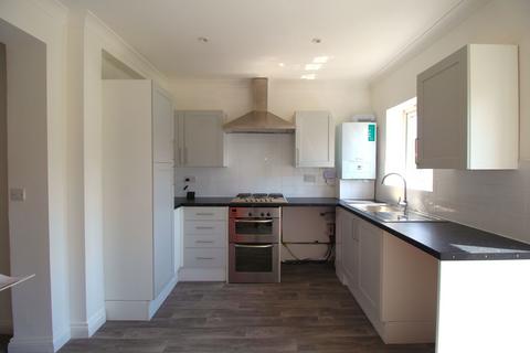 Rainham RM13 3 bed terraced house for sale