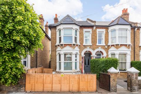 Elsinore Road, Forest Hill, London, SE23 2 bed apartment for sale