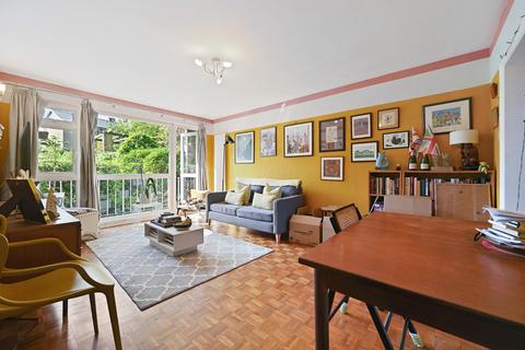 Dene Court, Mount Avenue, London 2 bed flat for sale