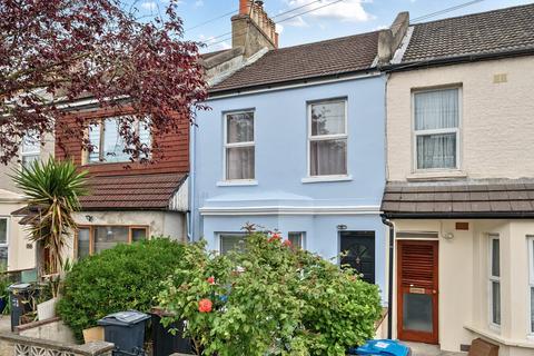 Moffat Road, Thornton Heath, Surrey, CR7 3 bed terraced house for sale