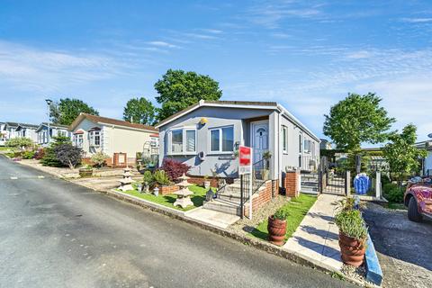 Bridgnorth, Shropshire, WV16 2 bed park home for sale