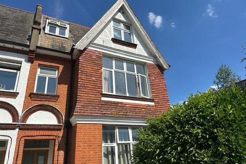 Surbiton,  Surrey,  KT5 Studio for sale
