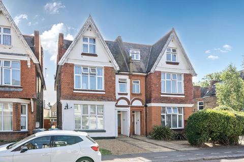 Surbiton,  Surrey,  KT5 1 bed flat for sale