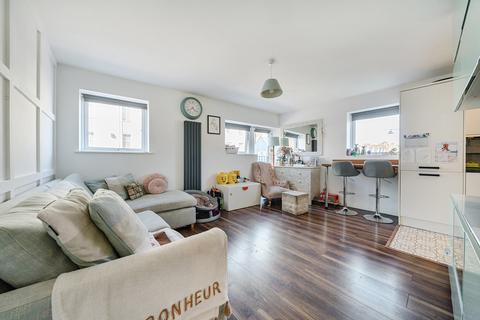 Spital Street, Kent DA1 2 bed apartment for sale