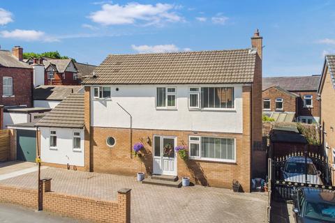Green Lane, Ormskirk L39 3 bed detached house for sale