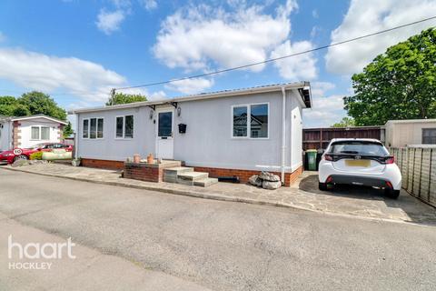 Crouch Park, Pooles Lane, Hockley 2 bed park home for sale