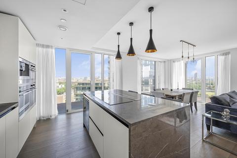 Admiralty House, Vaughan Way, London... 3 bed apartment for sale