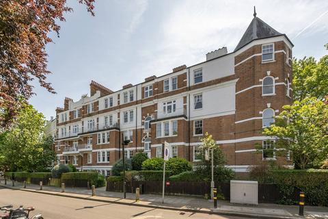 Oakhill Court, Putney, London, SW15 4 bed flat for sale