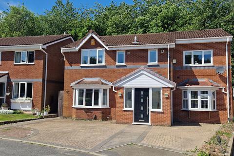 Turnberry, Bolton BL3 4 bed detached house for sale