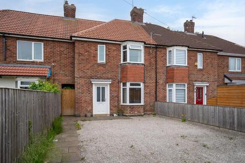 Danebury Drive, York 2 bed terraced house for sale