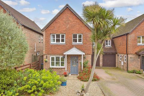 Hunters Mews, Fontwell, Arundel, West... 3 bed link detached house for sale