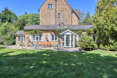 Chobham, Surrey 2 bed detached bungalow for sale