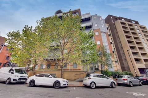 Scarbrook Road, Central Croydon 2 bed apartment for sale
