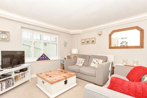 Clarendon Road, Southsea PO4 1 bed ground floor flat for sale