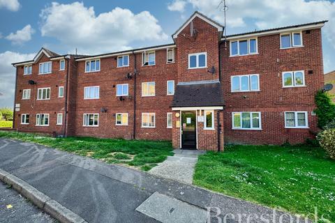 Naunton Way, Hornchurch, RM12 1 bed apartment for sale