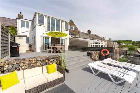 Castle Street, Criccieth, Gwynedd, LL52 4 bed detached house for sale