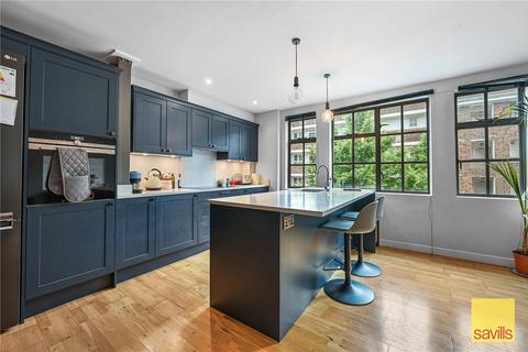 Boyd Street, London, E1 2 bed apartment for sale
