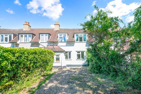 Hamilton Avenue, Sutton SM3 2 bed terraced house for sale