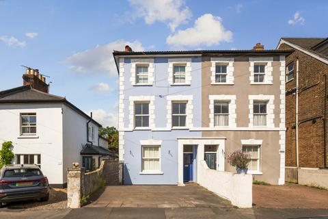 Cleaveland Road, Surbiton KT6 1 bed apartment for sale