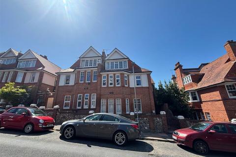 South Cliff Avenue, Eastbourne 1 bed flat for sale