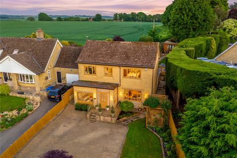 Overthorpe, Oxfordshire OX17 4 bed detached house for sale