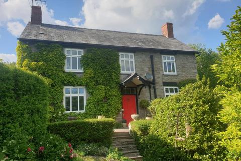 4 bedroom cottage for sale