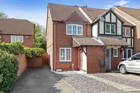 6 Pippen Field, Worcester.  WR4 0LP 2 bed end of terrace house for sale