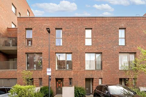Delamotte Close, Harrow, HA1 3 bed terraced house for sale