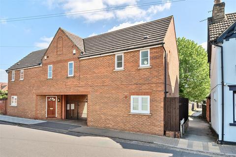 Newnham Street, Bedford 3 bed house for sale