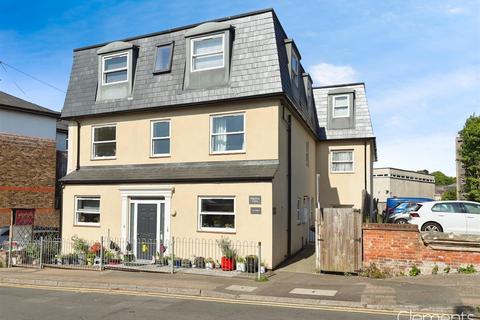 Alexandra Road, Hemel Hempstead HP2 1 bed flat for sale