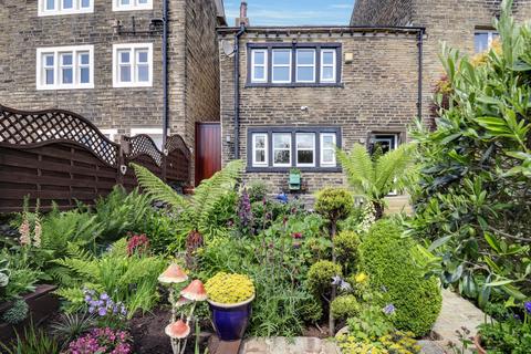 Thornhill Road, Longwood... 1 bed cottage for sale