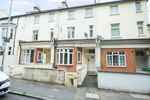Foord Road South, Folkestone, Kent, CT20 1 bed flat for sale