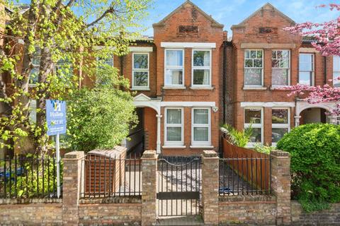 Victoria Parade, Sandycombe Road... 2 bed flat for sale