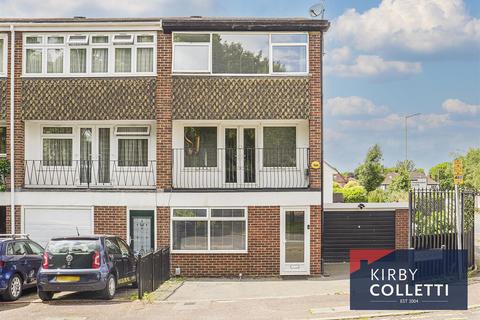Church View, Broxbourne 3 bed end of terrace house for sale