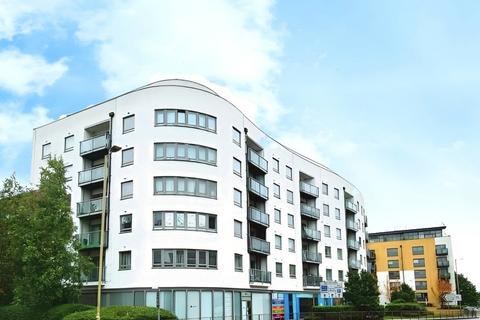 Loates Lane, Hertfordshire WD17 2 bed flat for sale