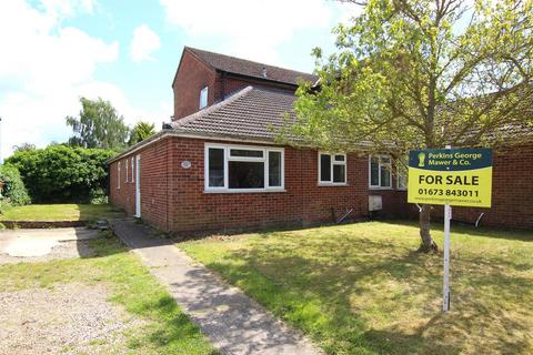 Willingham Court, Market Rasen LN8 2 bed semi
